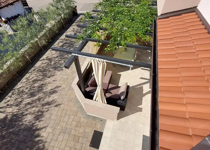 The Golden Island Апартаменты *