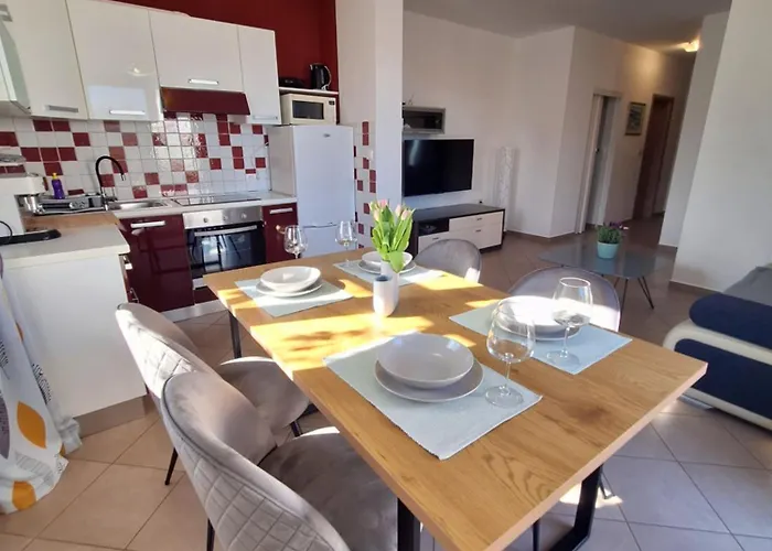 Апартаменты The Golden Island